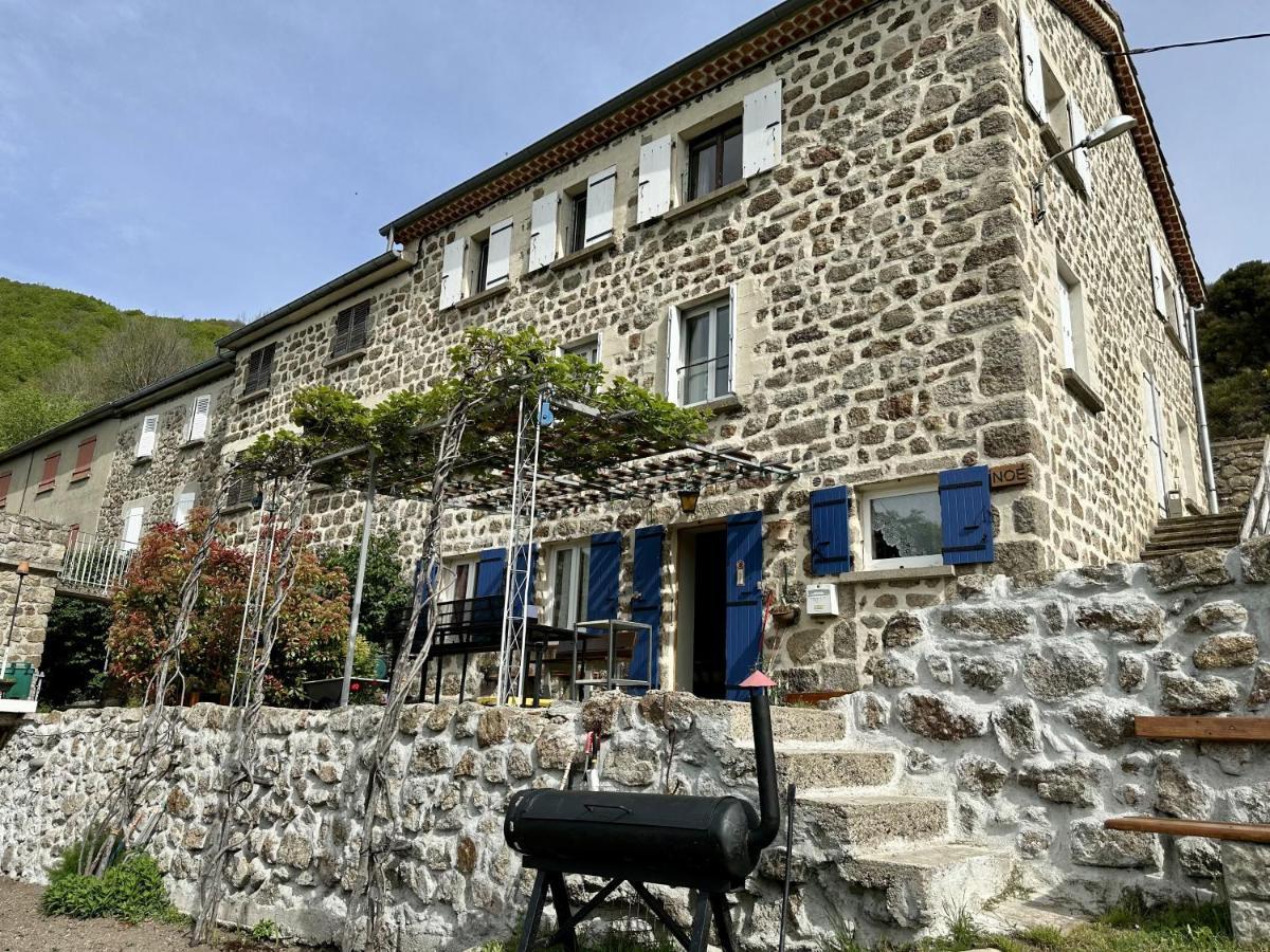 Gîte de NOE au Ray-pic Pereyres Extérieur photo