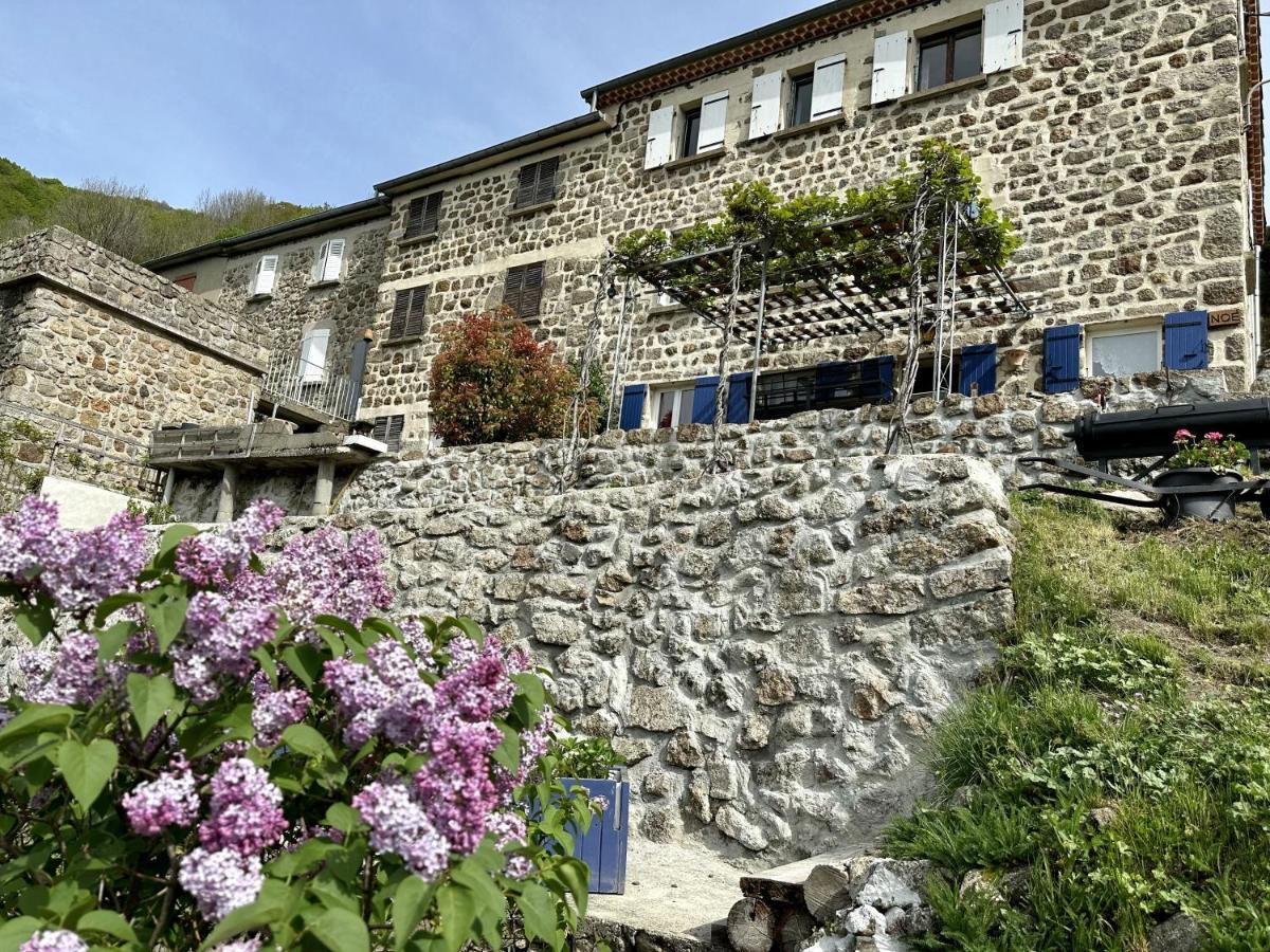Gîte de NOE au Ray-pic Pereyres Extérieur photo