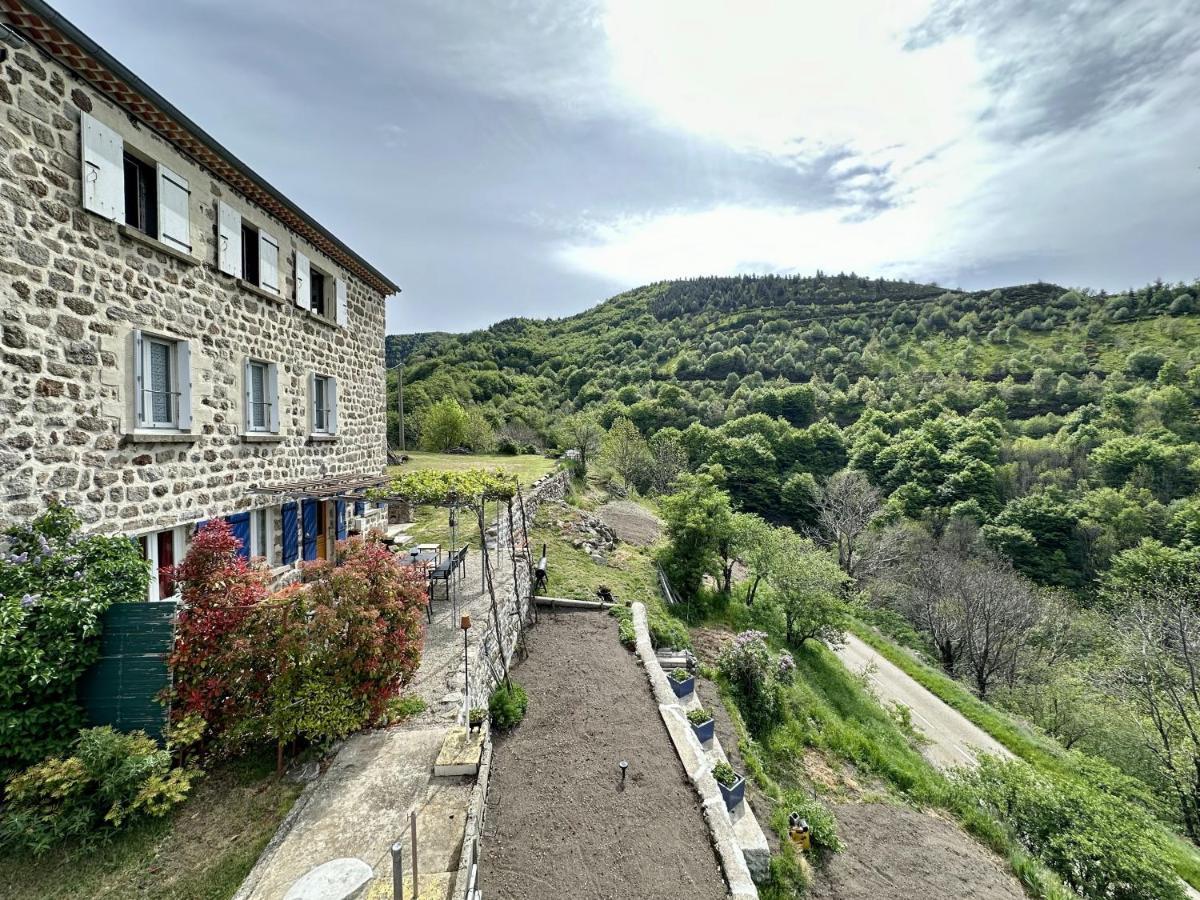 Gîte de NOE au Ray-pic Pereyres Extérieur photo