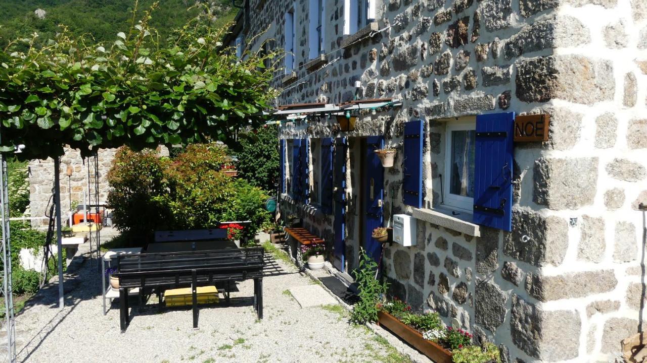 Gîte de NOE au Ray-pic Pereyres Extérieur photo